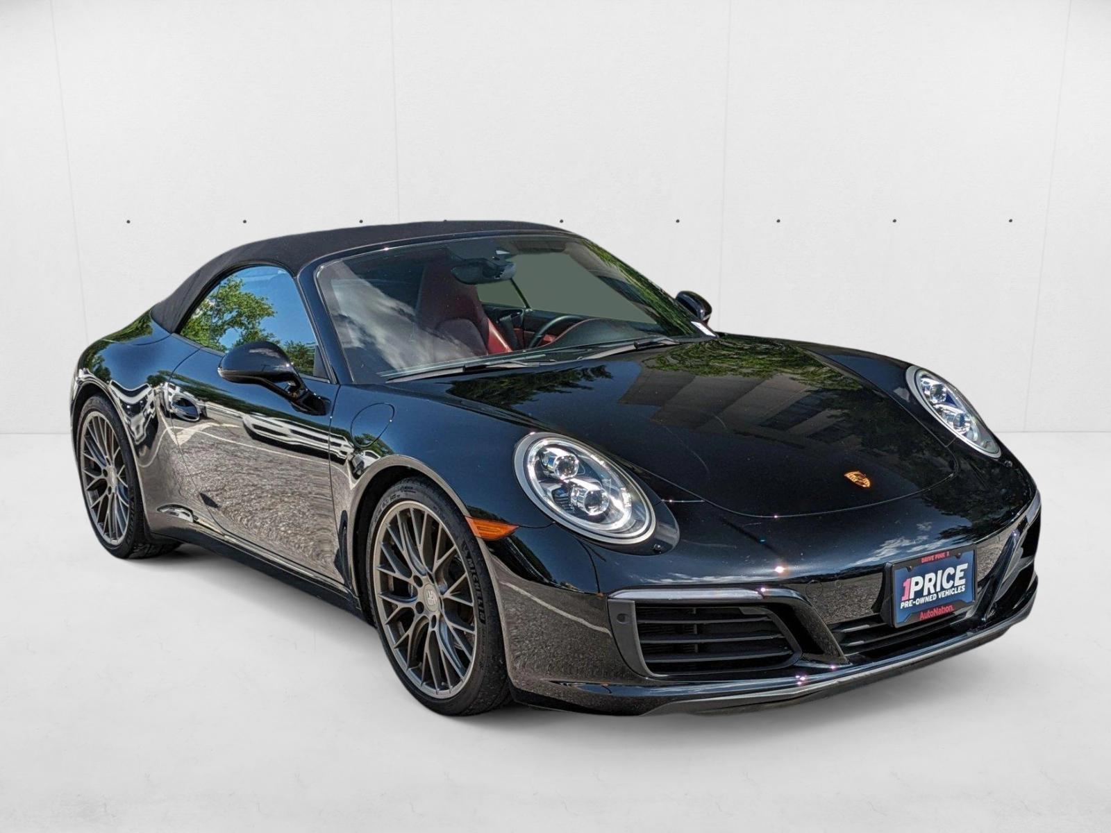2017 Porsche 911 Cabriolet photo 3