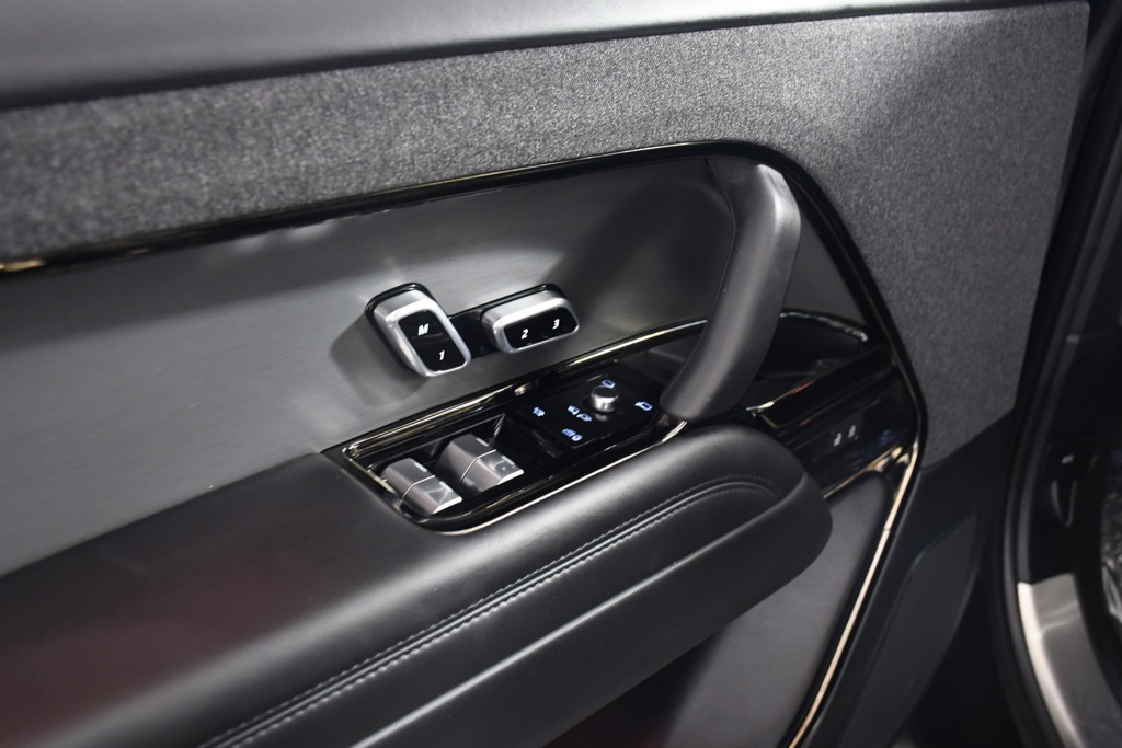 2024 Land Rover Range Rover Sport P400 Dynamic SE photo 11