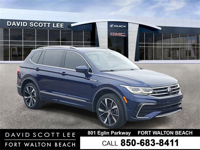 2022 Volkswagen Tiguan SEL R-LINE's photo