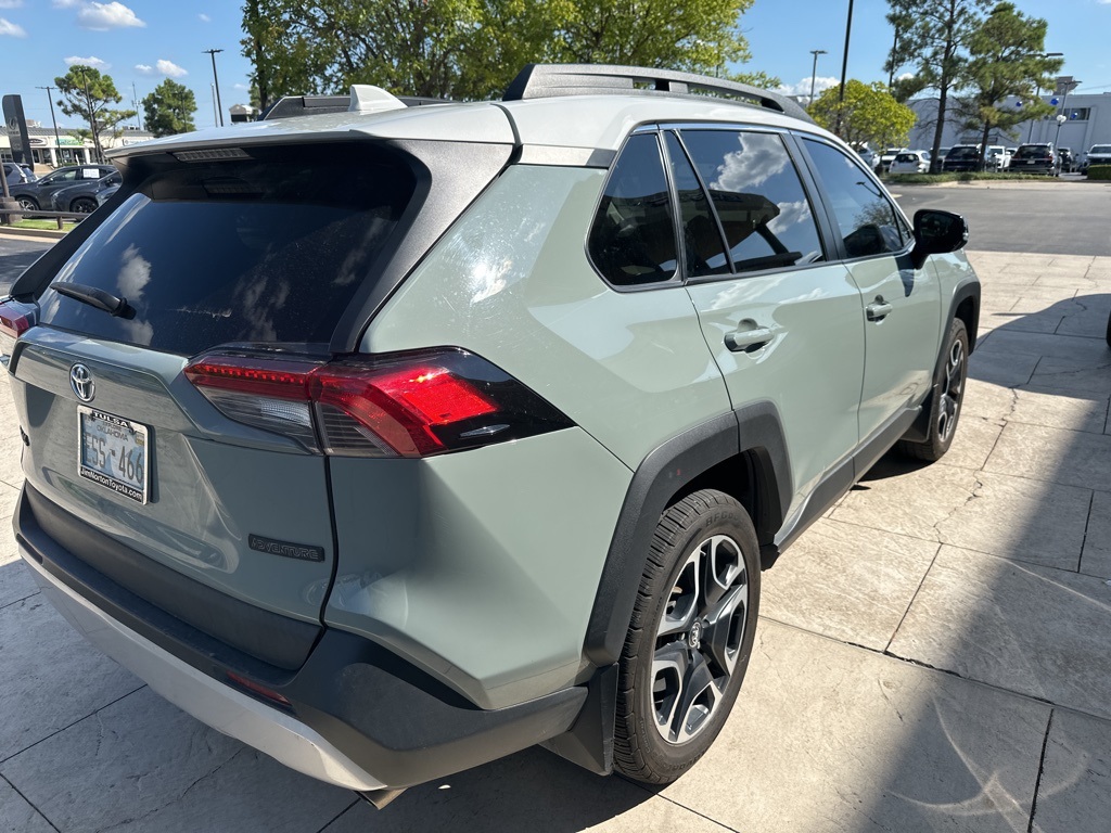 2019 Toyota RAV4 Adventure photo 4