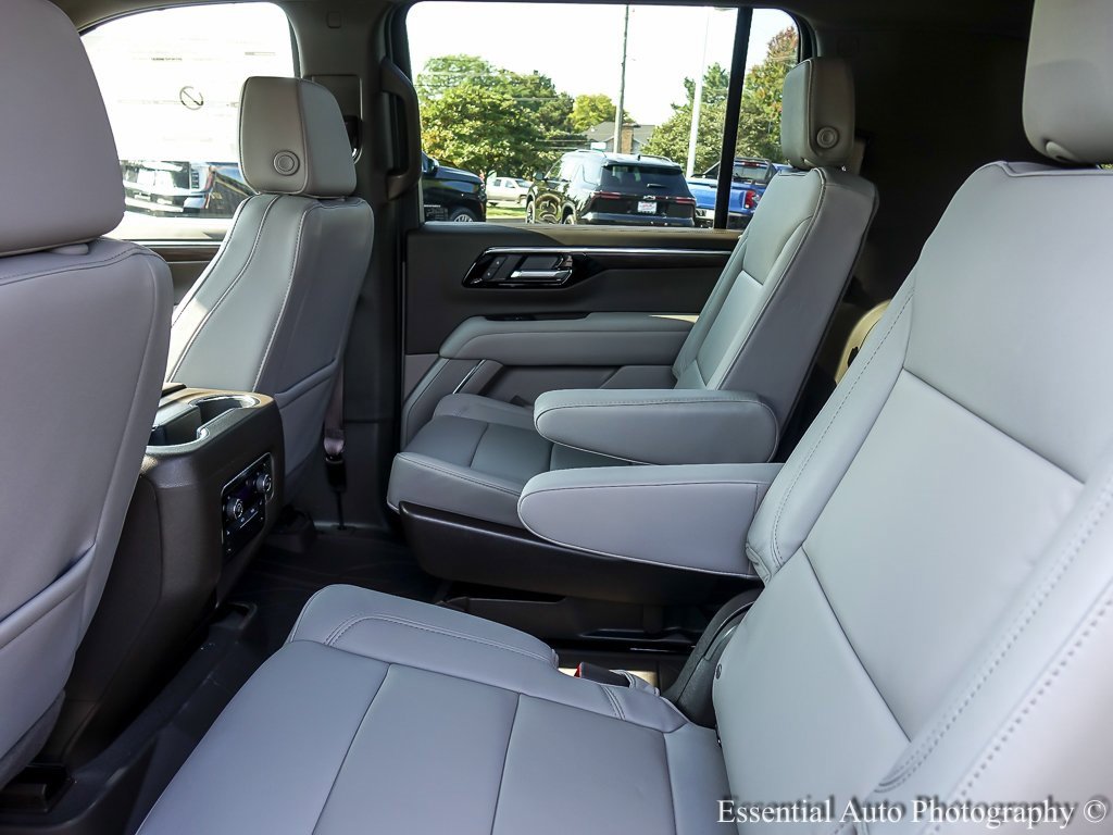 2026 CHEVROLET SUBURBAN - Image 12