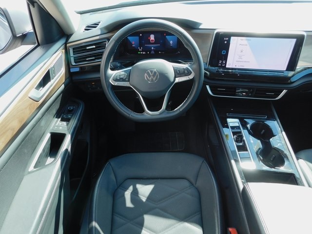 2024 Volkswagen Atlas SE Technology photo 13