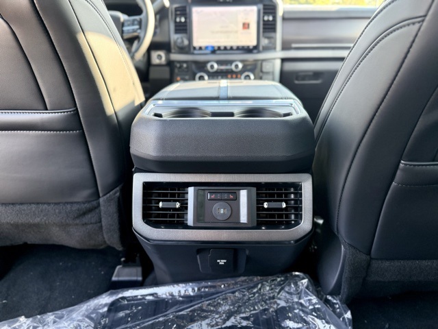 2026 Ford F-350 photo 30