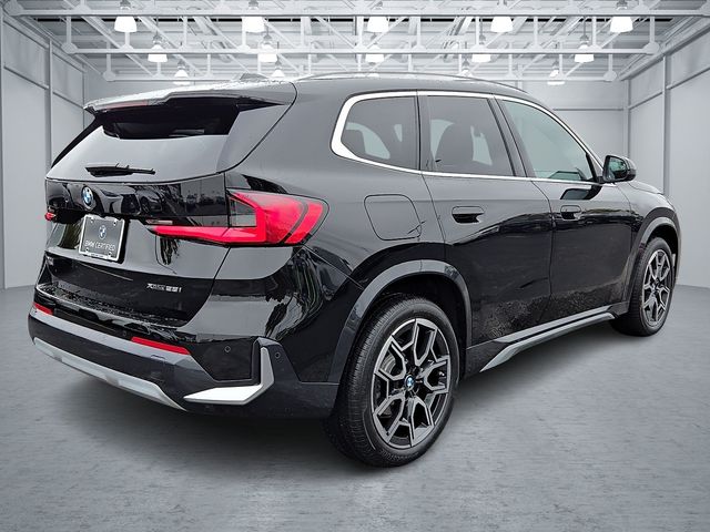 2025 Bmw X1 XDrive28i photo 3