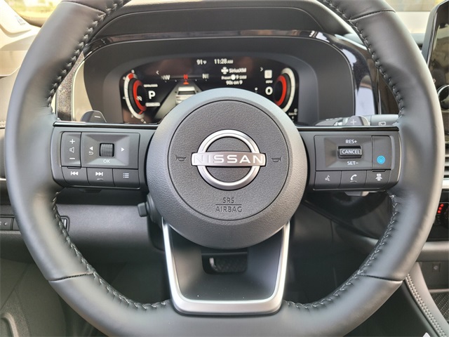 2025 Nissan Pathfinder Platinum photo 25
