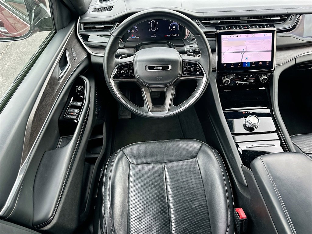2022 Jeep Grand Cherokee Overland photo 23