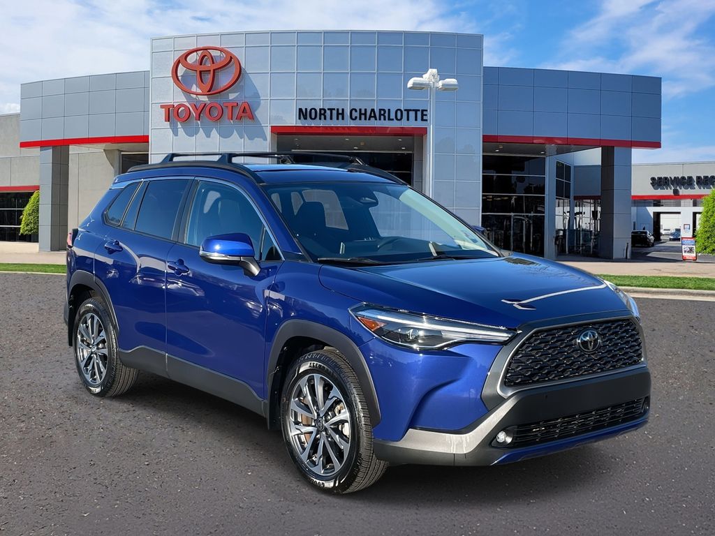 2023 Toyota Corolla Cross XLE