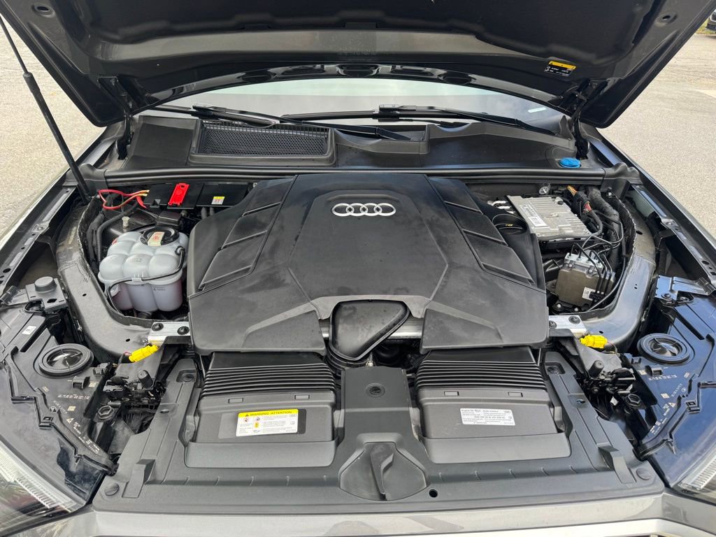 2021 Audi Q7 Premium Plus photo 8