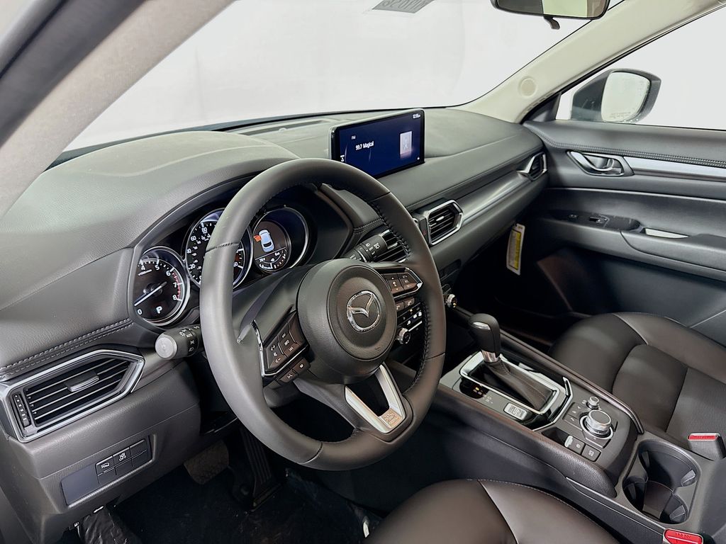 2025 Mazda CX-5 2.5 Select photo 9