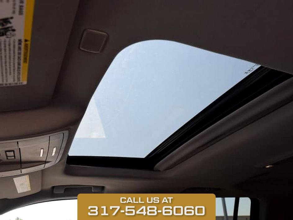2020 Chevrolet Suburban LT photo 21