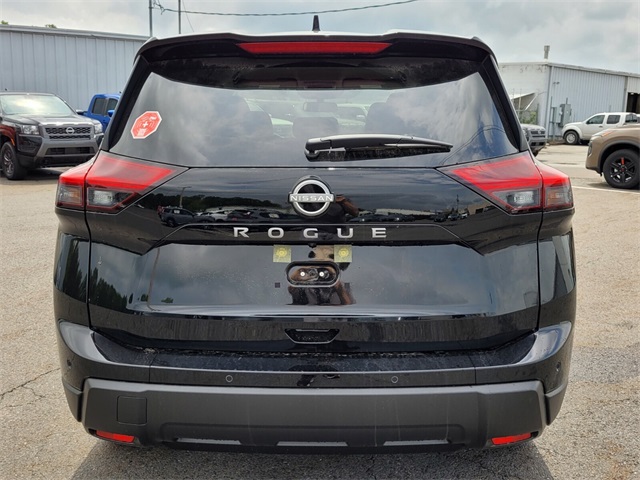 2025 Nissan Rogue SV photo 3