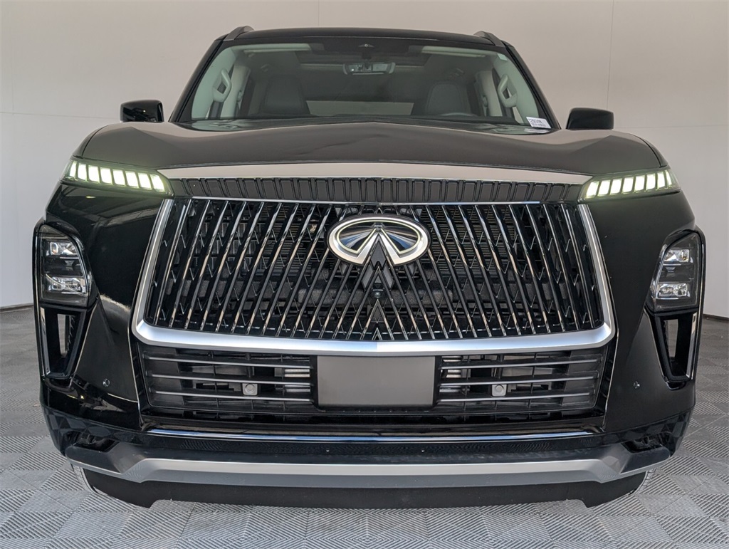 2025 Infiniti QX80 Pure photo 3