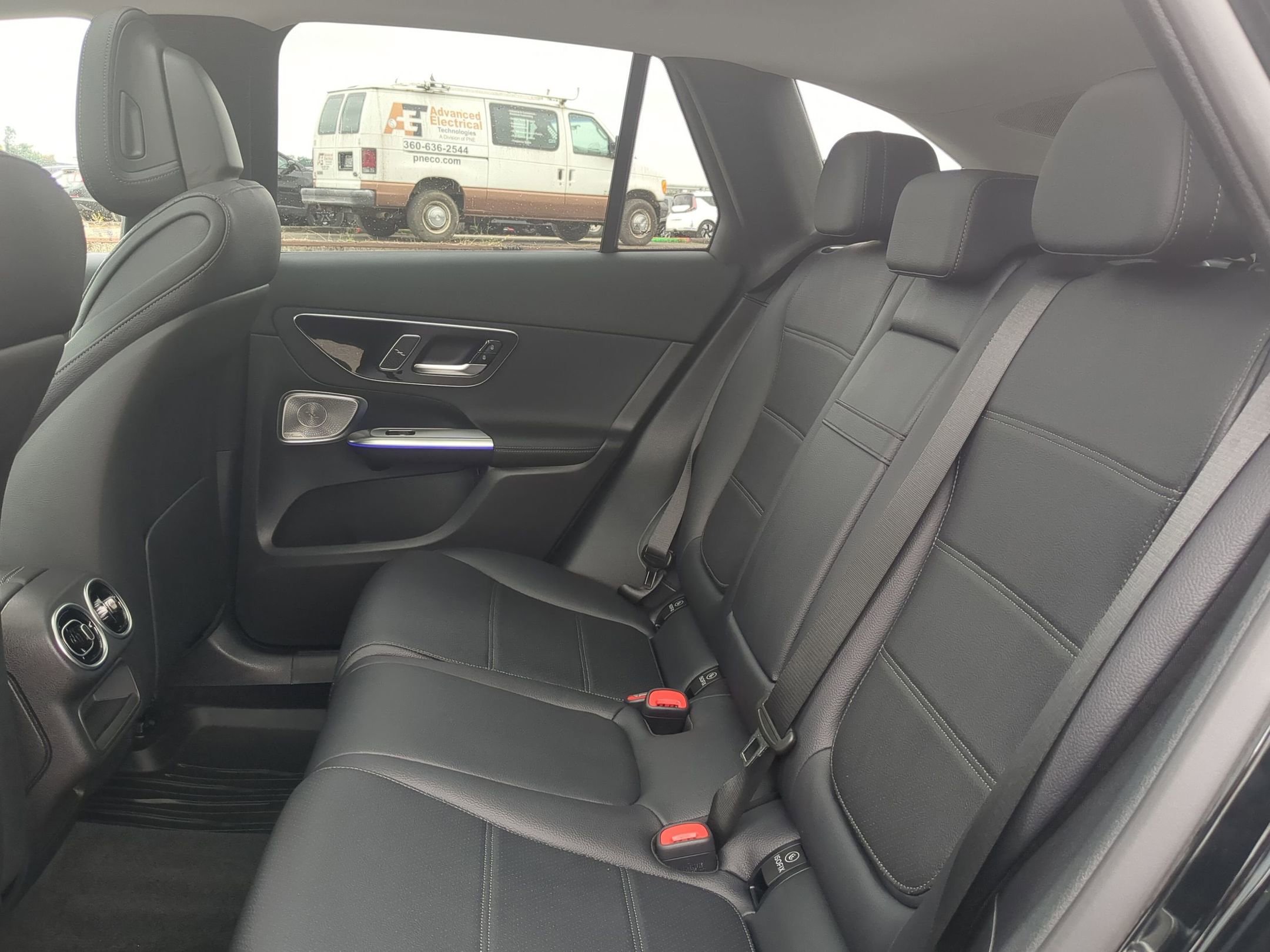 2026 Mercedes Benz GLC 350e 4MATIC photo 11