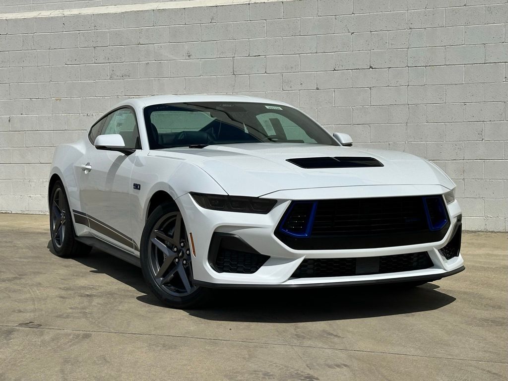 2025 Ford Mustang GT Premium photo 2