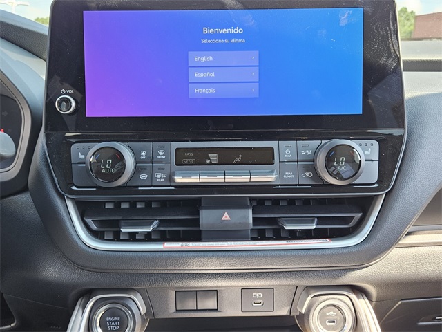 2025 Toyota Grand Highlander XLE photo 17