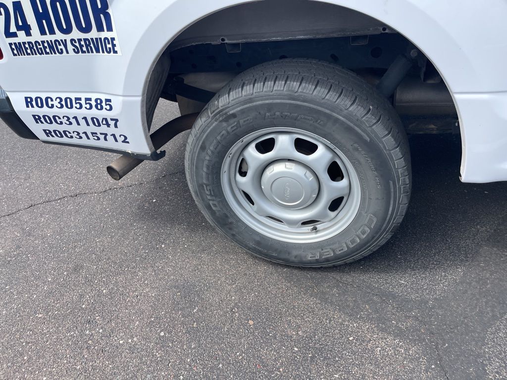 2019 Ford F-150 XL photo 2