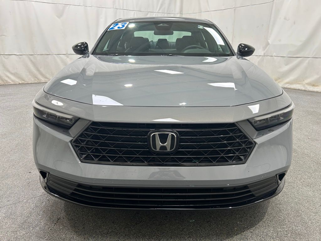 2023 Honda Accord Hybrid Sport-L photo 2