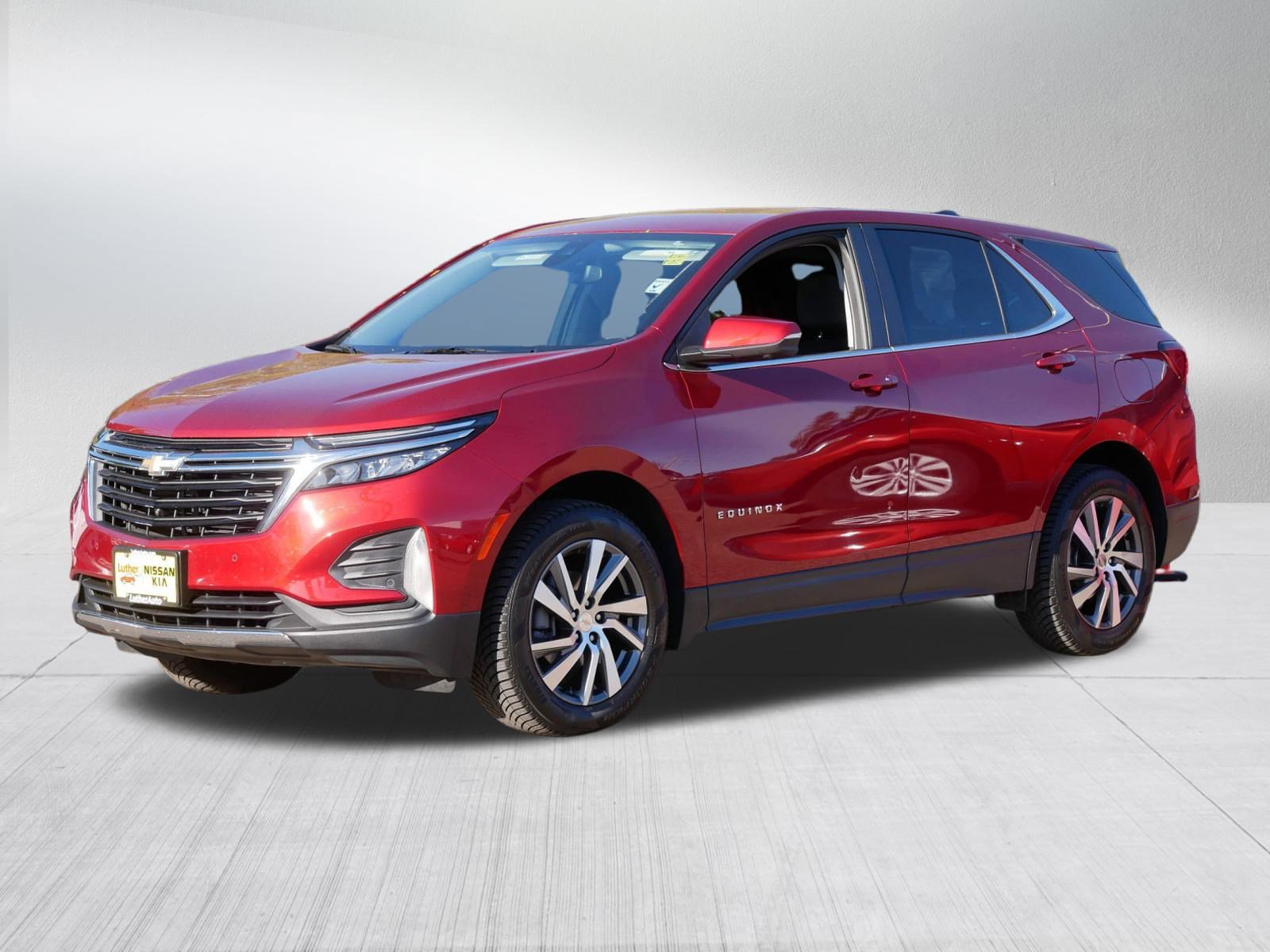 2023 Chevrolet Equinox LT photo 2