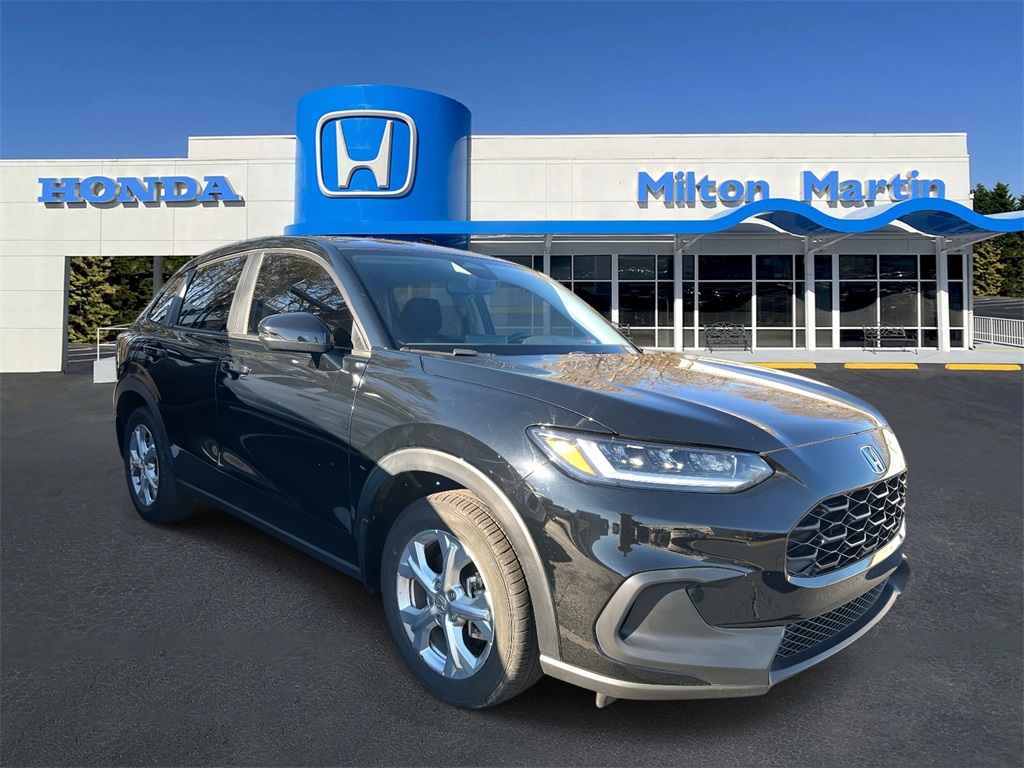 2025 Honda HR-V LX's photo