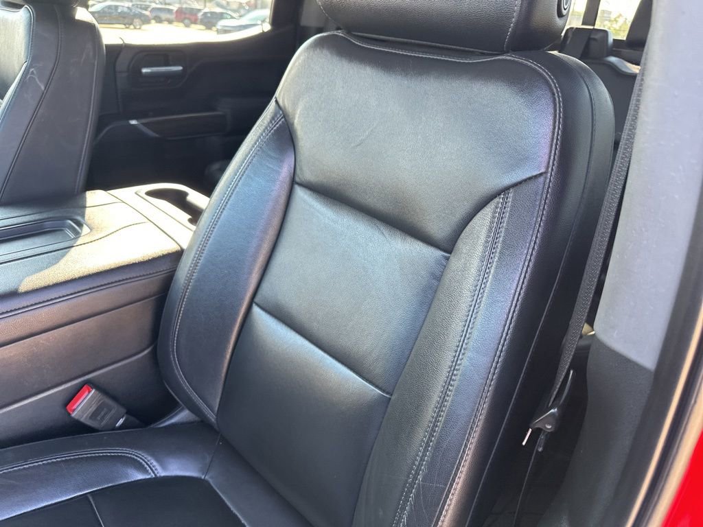 2020 Chevrolet Silverado 1500 RST photo 3