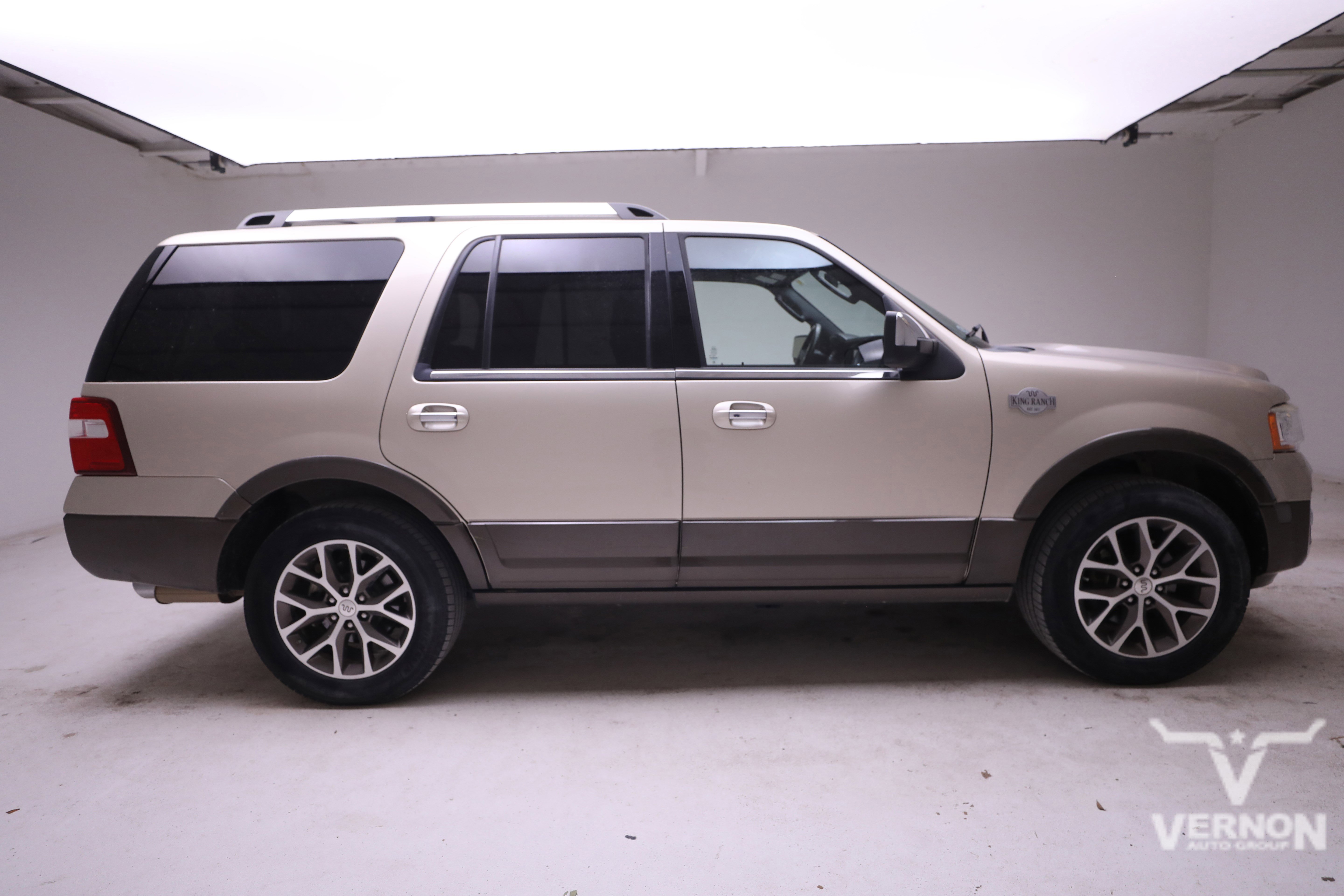 2017 Ford Expedition King Ranch photo 2