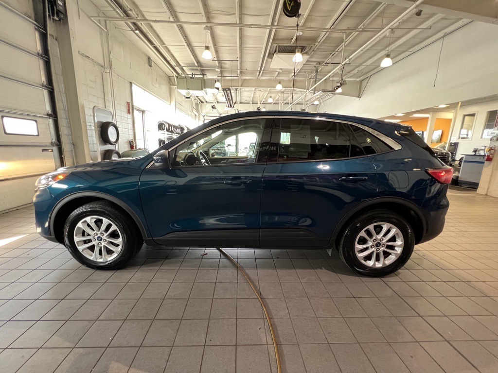 2020 Ford Escape SE photo 5
