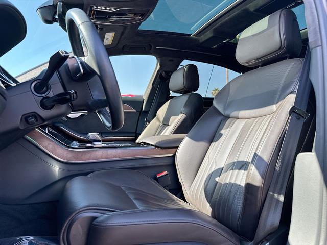 2019 Audi A8 L Quattro 55 TFSI photo 10