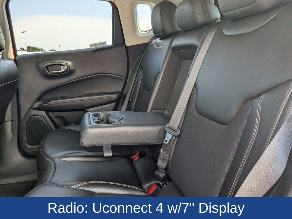 2020 Jeep Compass Latitude photo 13