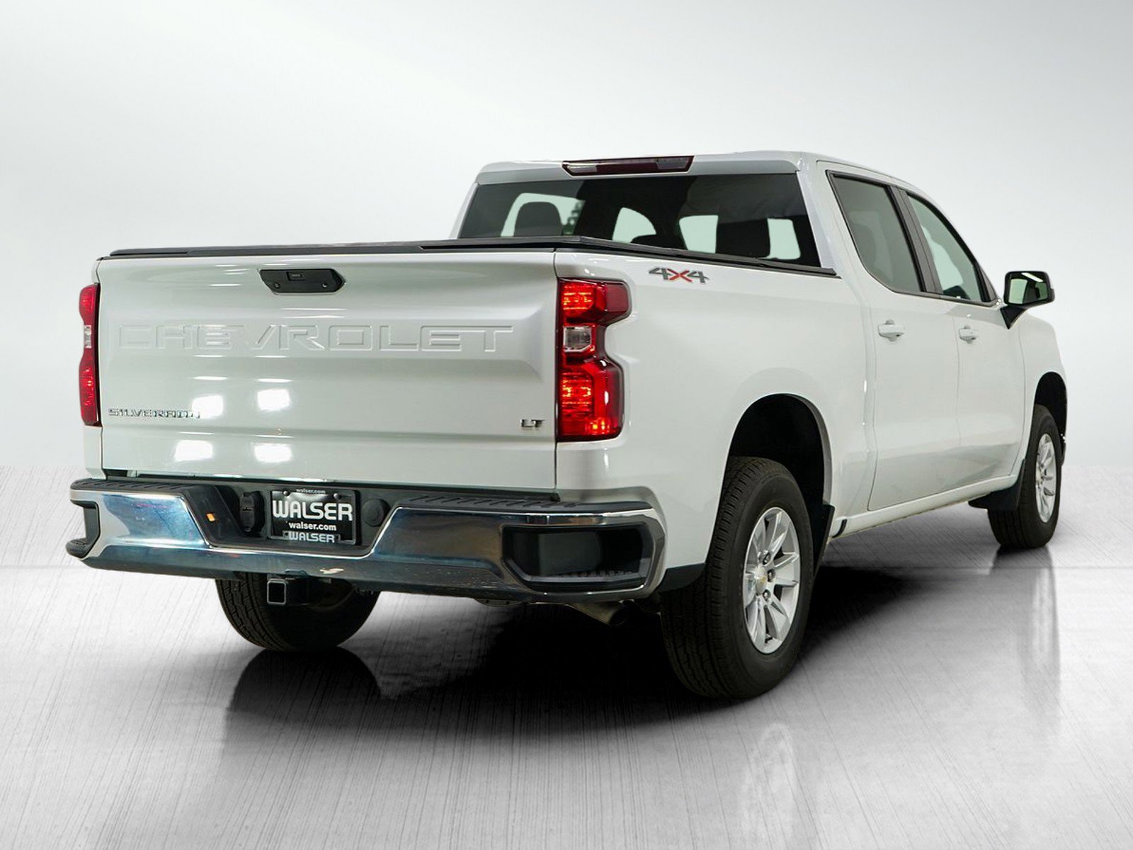 2021 Chevrolet Silverado 1500 LT photo 4