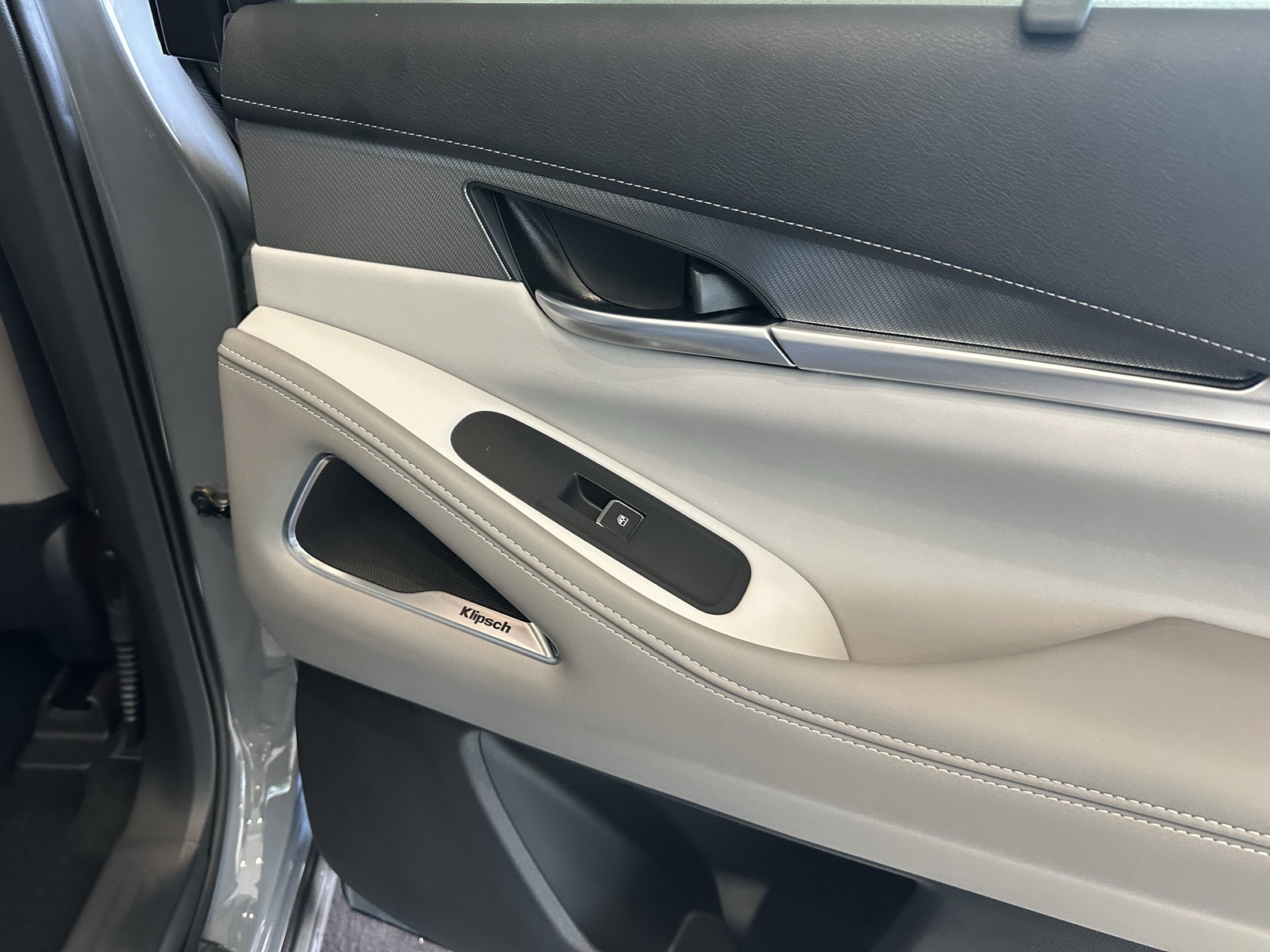 2026 Infiniti QX60 Luxe photo 30