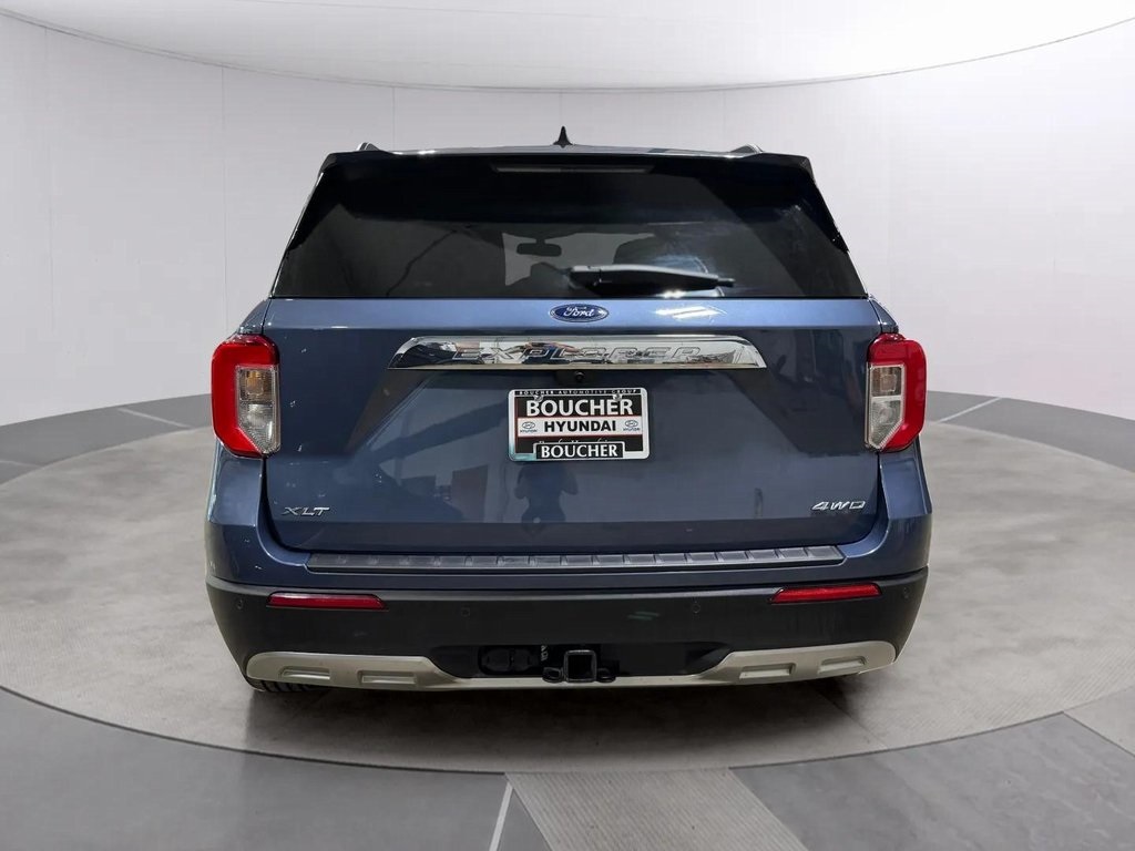 2021 Ford Explorer XLT photo 2