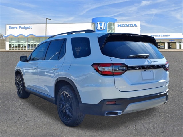 2025 Honda Pilot Touring photo 2