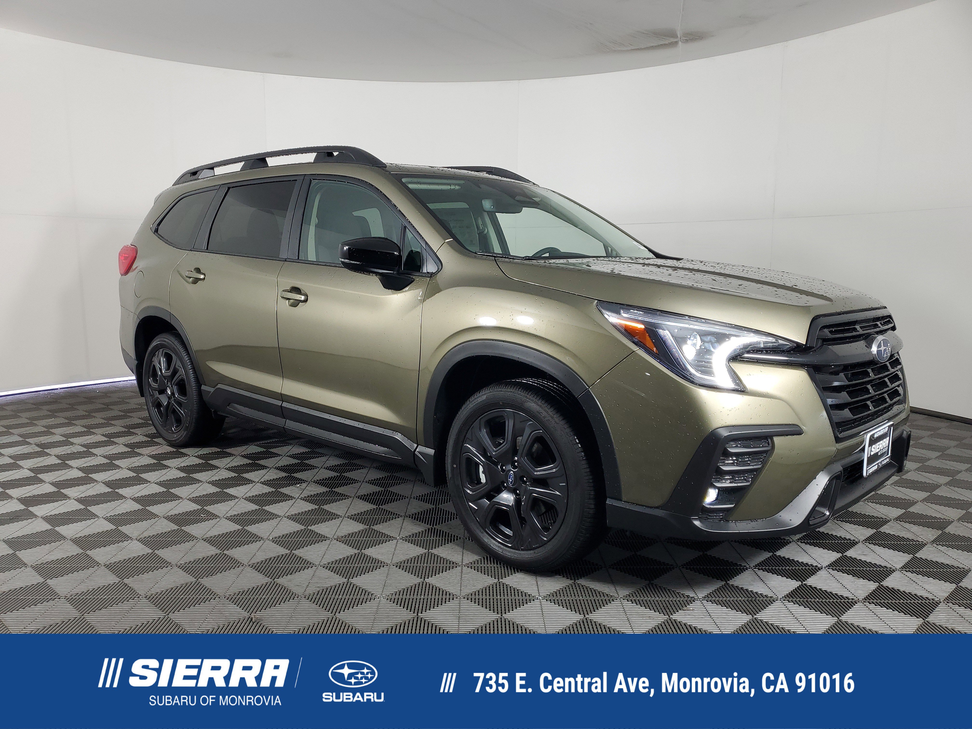 2025 Subaru Ascent Onyx Edition-Premium's photo