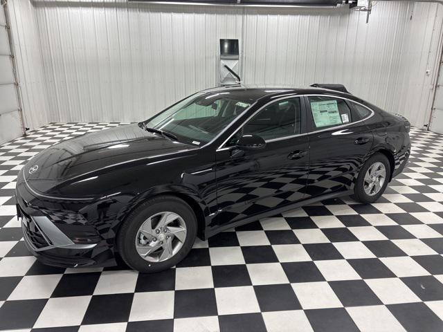 2026 Hyundai Sonata SE's photo