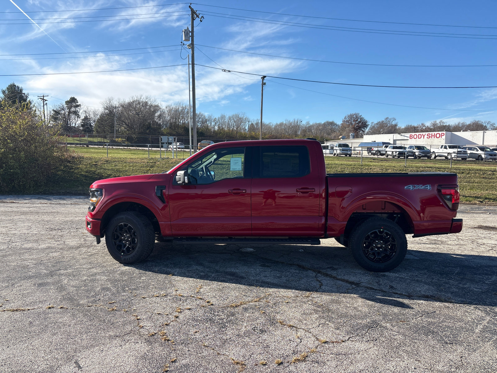 2025 Ford F-150 XLT photo 2