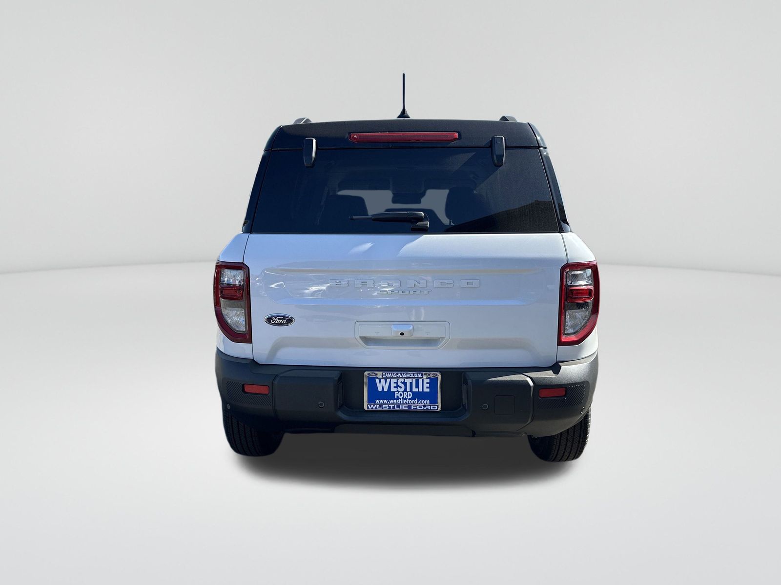 2025 Ford Bronco Sport Outer Banks photo 2