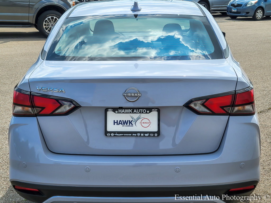 2025 Nissan Versa SV photo 5