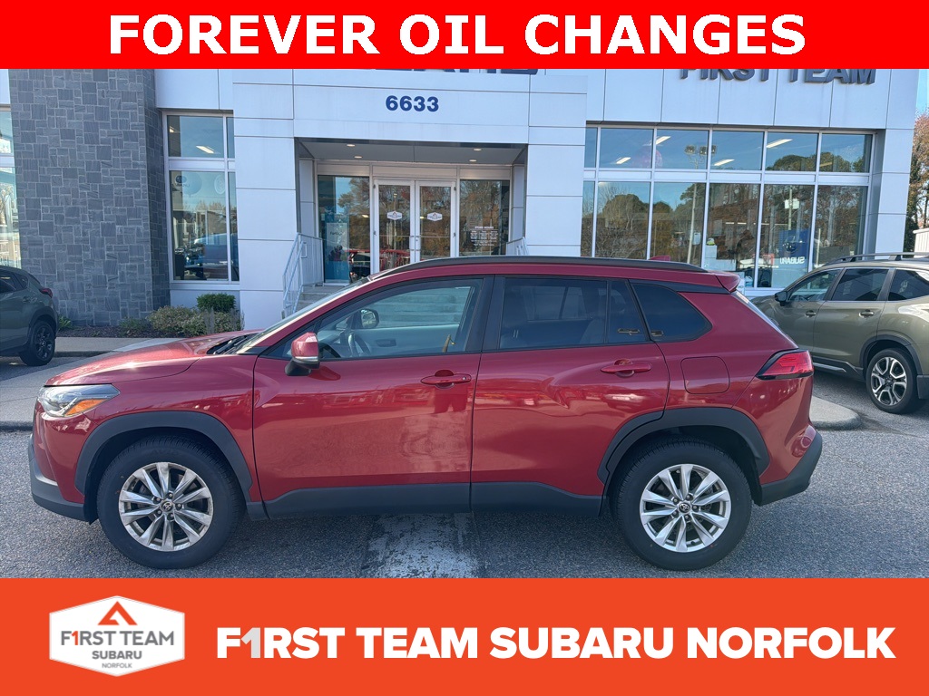 2022 Toyota Corolla Cross LE's photo