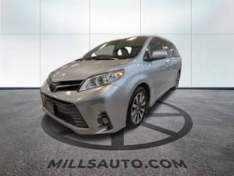 Used 2020 Toyota Sienna XLE with VIN 5TDDZ3DC7LS249958 for sale in Willmar, Minnesota