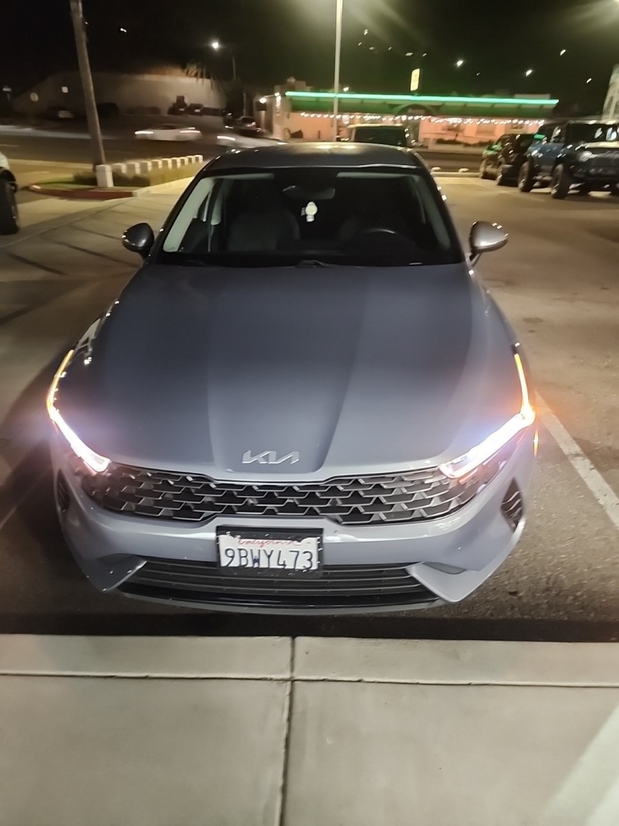 2022 Kia K5 LXS photo 2