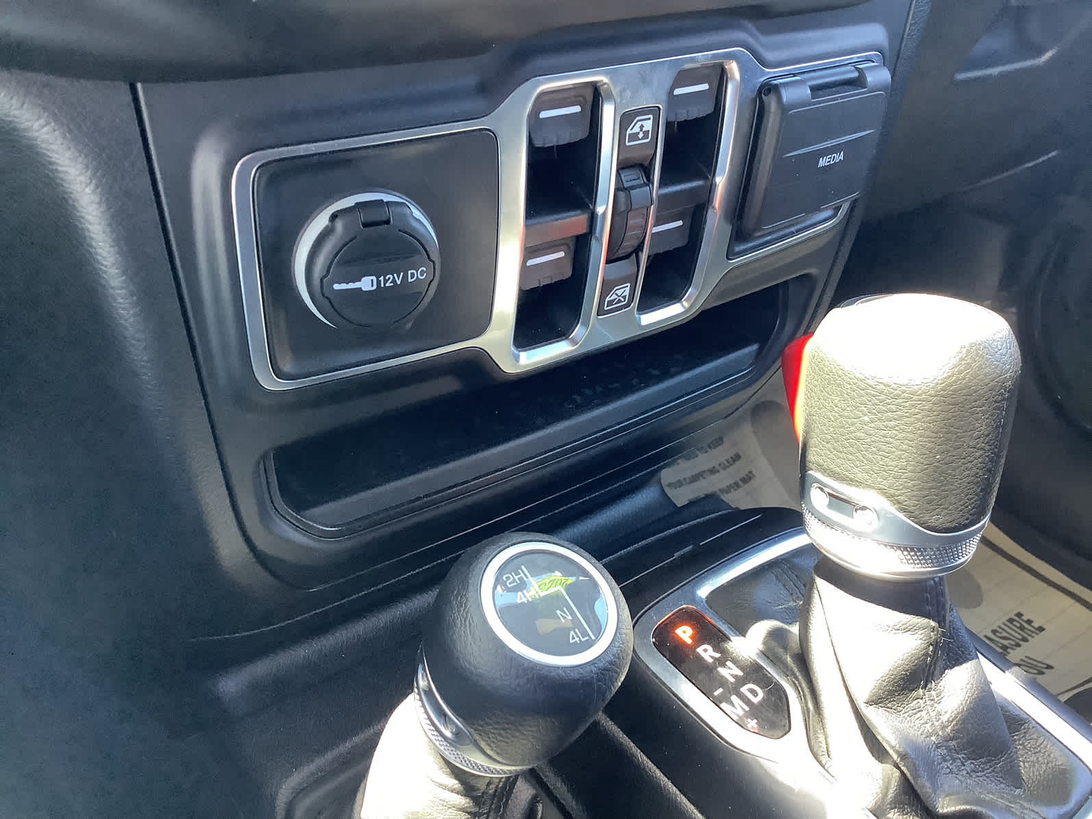 2023 Jeep Gladiator Freedom photo 14