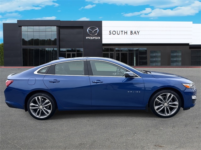 2023 Chevrolet Malibu 2LT photo 2