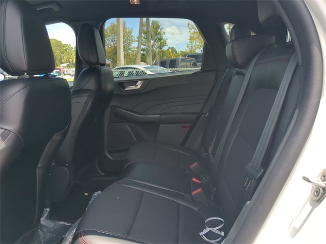 2025 Ford Escape ST-Line photo 11