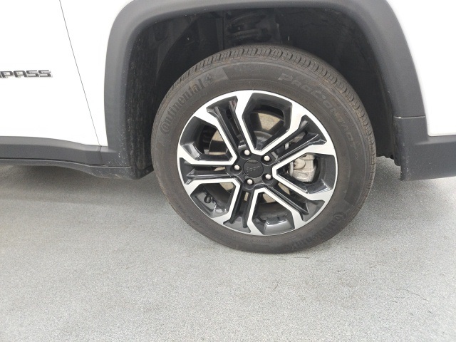 2023 Jeep Compass Limited photo 25