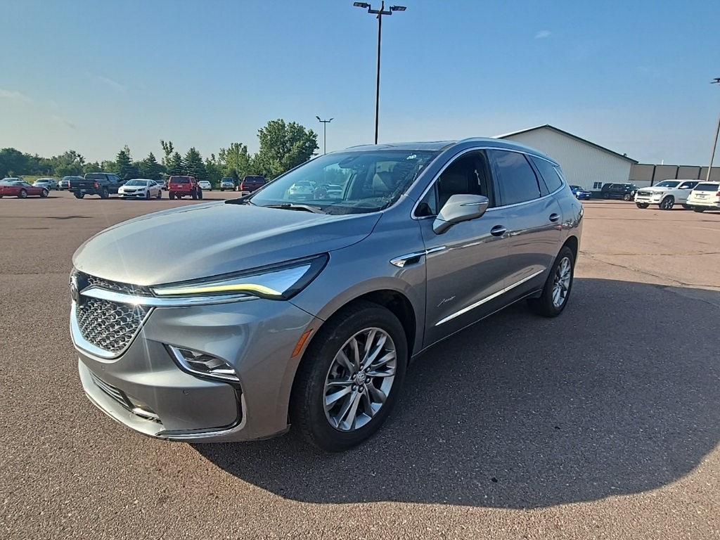 2023 Buick Enclave Avenir photo 4