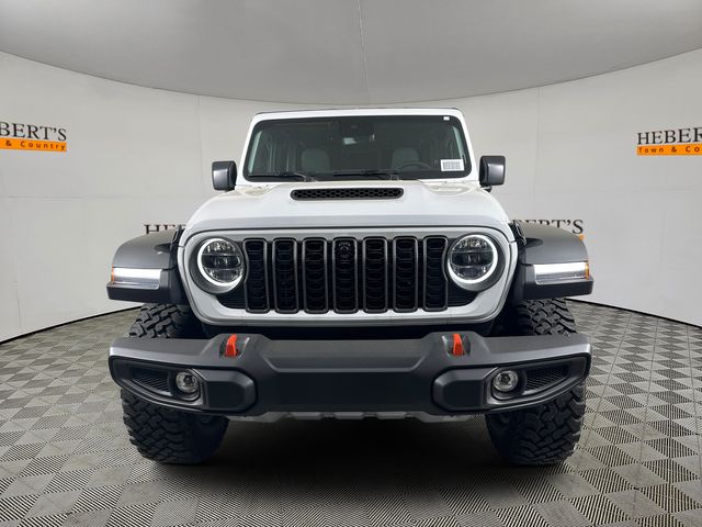 2025 Jeep Gladiator Mojave photo 2