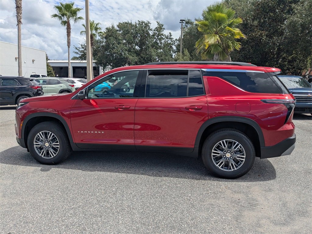 2026 Chevrolet Traverse photo 4