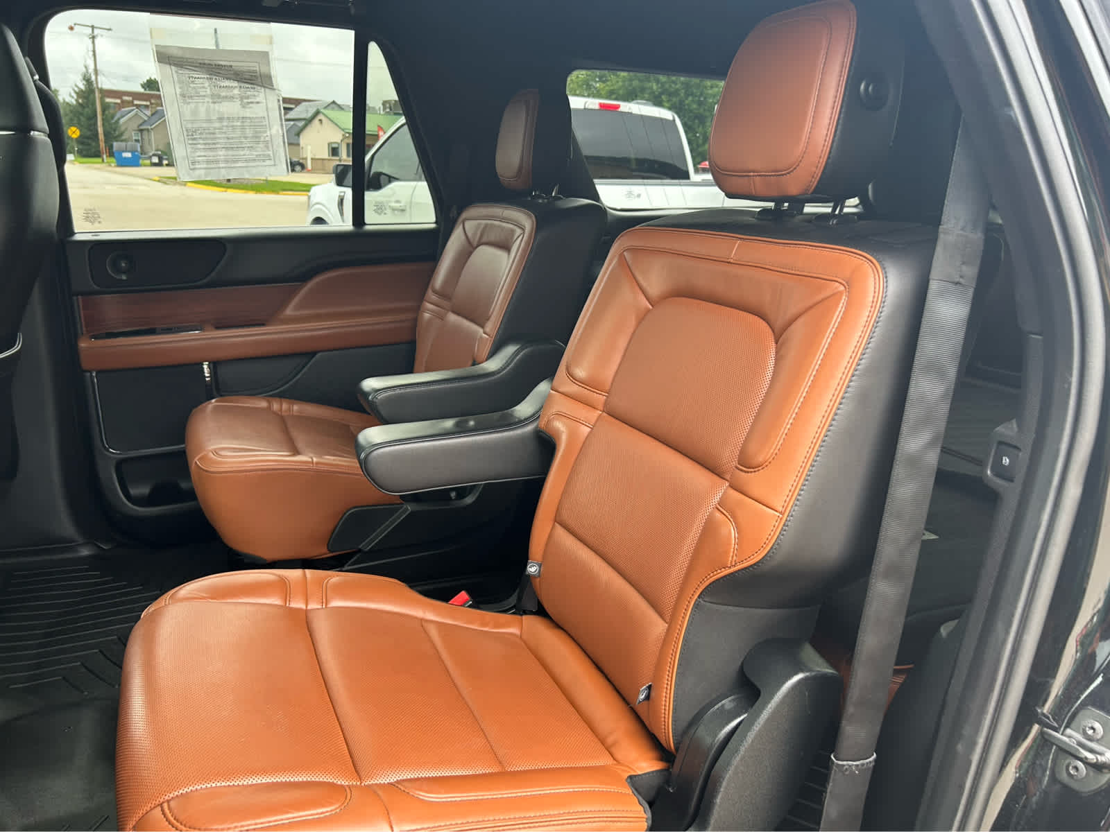 2018 Lincoln Navigator L Reserve photo 23