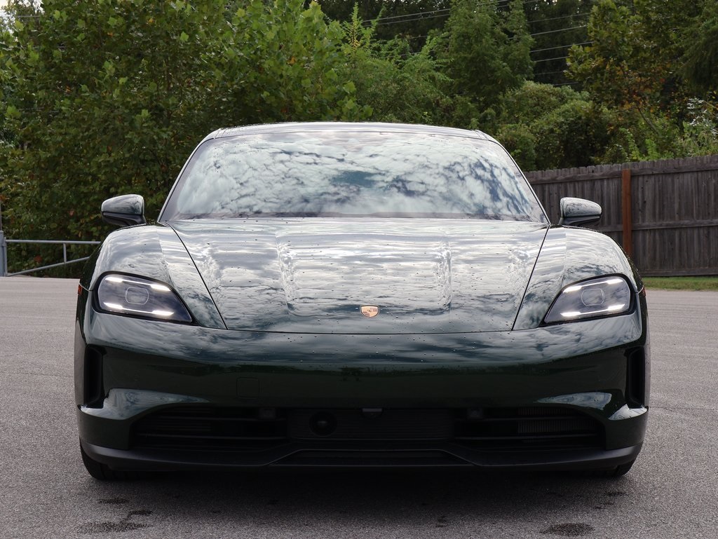 2025 Porsche Taycan 4S photo 11