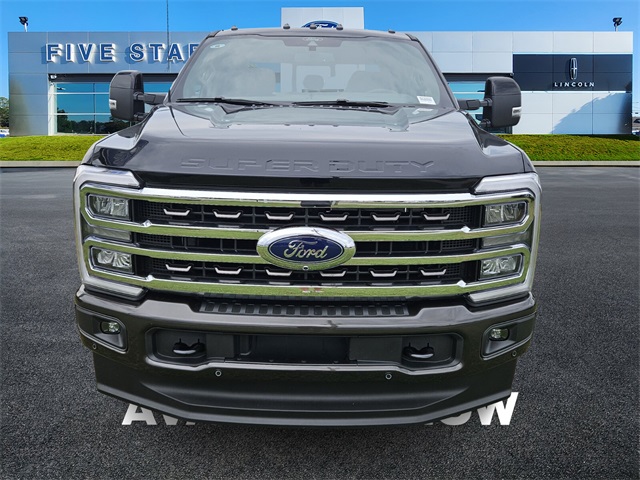 2025 Ford F-250 photo 2
